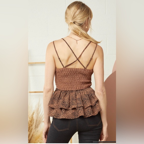 NWT Entro Leopard Print Lace Low-Cut Top, featuring tiered peplum detail. - Picture 3 of 5